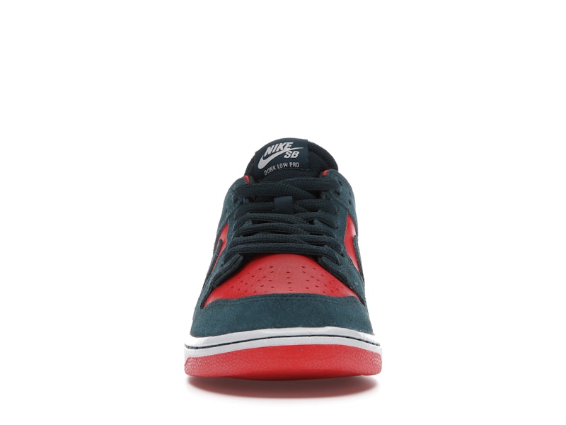 Nike SB Dunk Low Reverse Shark