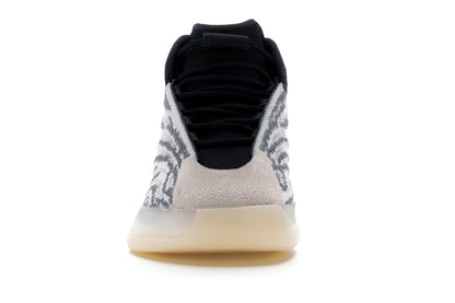 adidas Yeezy QNTM Lifestyle Model (Kids)