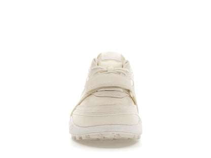Nike Zoom Field Jaxx SP Travis Scott Sail