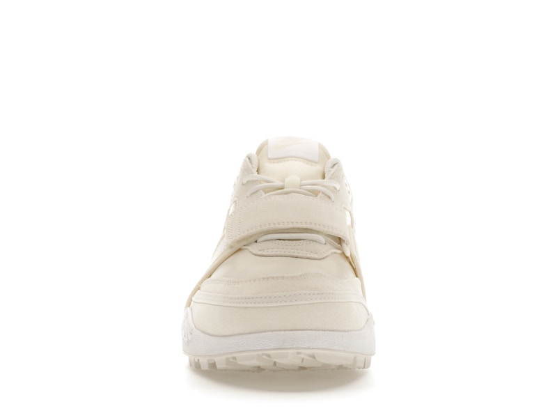 Nike Zoom Field Jaxx SP Travis Scott Sail