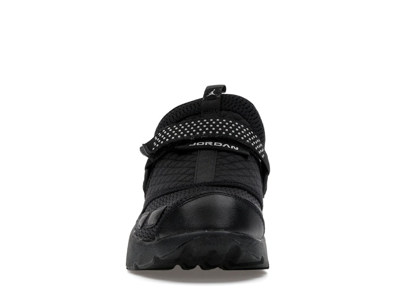 Jordan Trunner LX Triple Black (Women's)