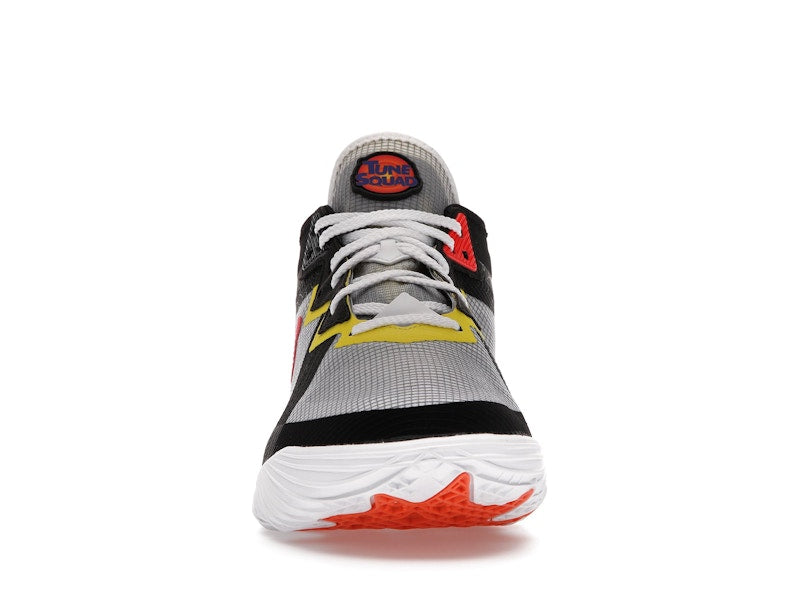 Nike LeBron 18 Low Sylvester vs Tweety Space Jam