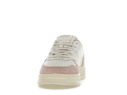 Autry Medalist Leather Low White Powder (Women's)