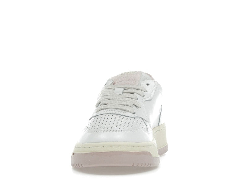 Autry Medalist Leather Low White Powder Pink (Women's)