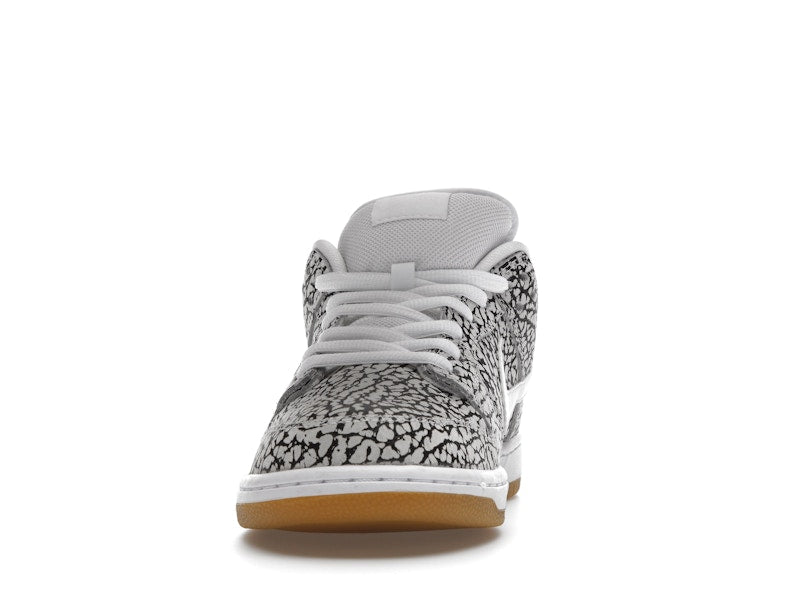 Nike SB Dunk Low Road