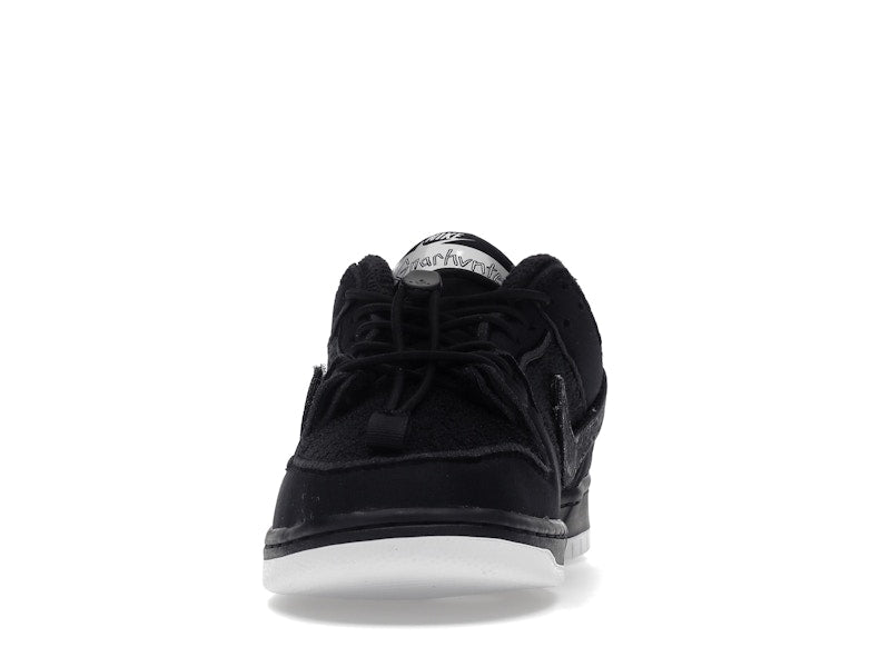 Nike SB Dunk Low Gnarhunters