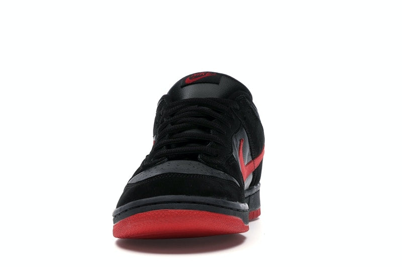Nike SB Dunk Low Vamps