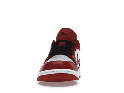 Jordan 1 Low Bulls
