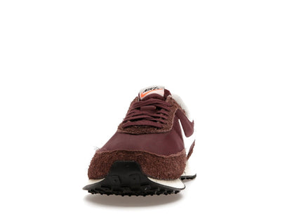 Nike Waffle Trainer 2 Burgundy Crush