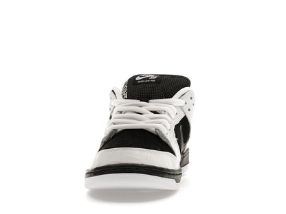 Nike SB Dunk Low TIGHTBOOTH
