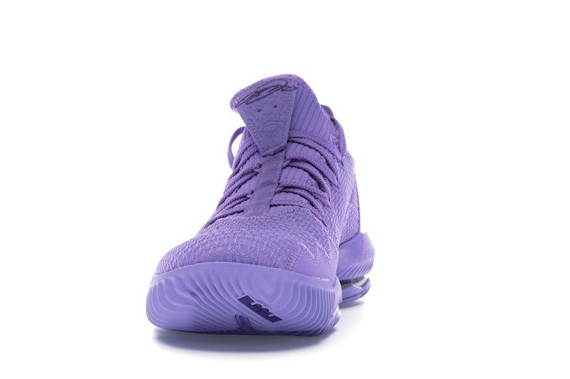 Nike LeBron 16 Low Atomic Violet