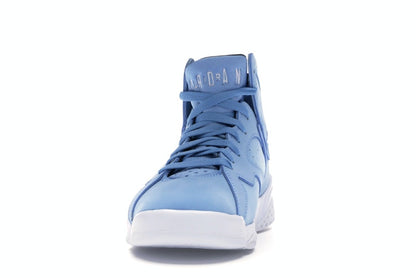 Jordan 7 Retro Pantone