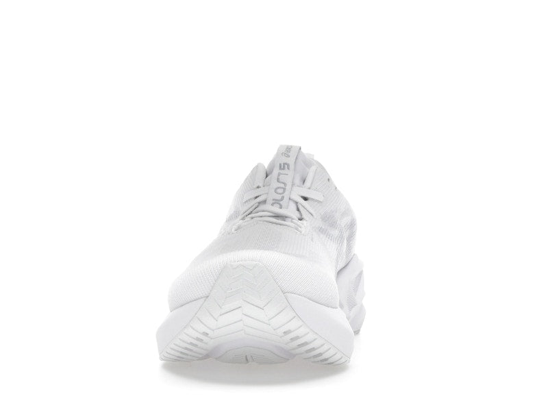 ASICS Novablast 5 White Piedmont Grey