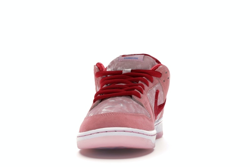 Nike SB Dunk Low StrangeLove Skateboards