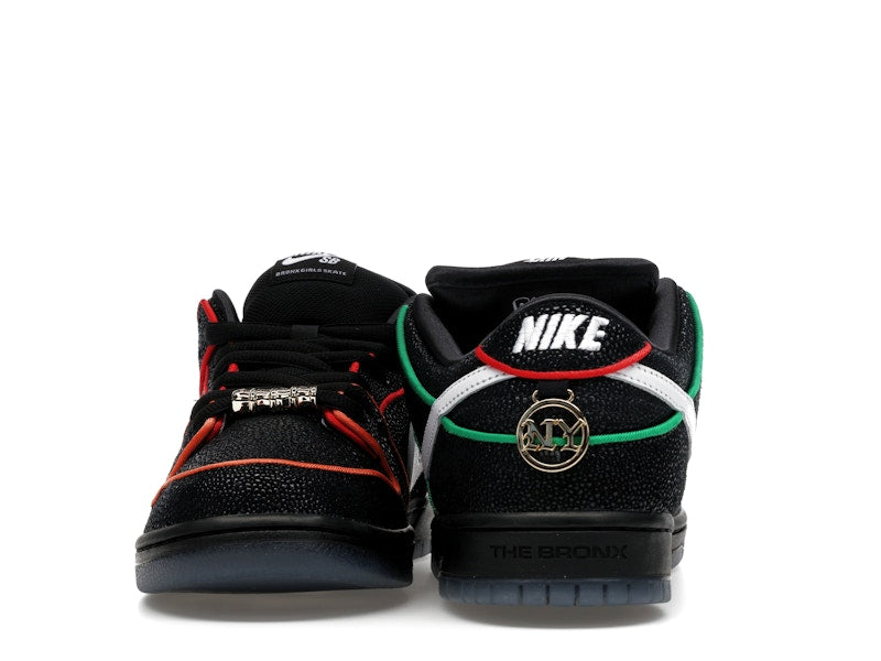Nike SB Dunk Low Bronx Girls Skate
