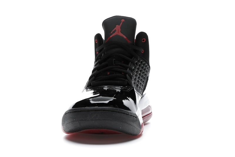 Jordan Maxin 200 Black Gym Red