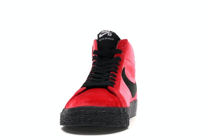 Nike SB Zoom Blazer Mid Kevin and Hell