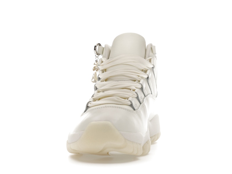 Jordan 11 Retro Pearl (Women's)