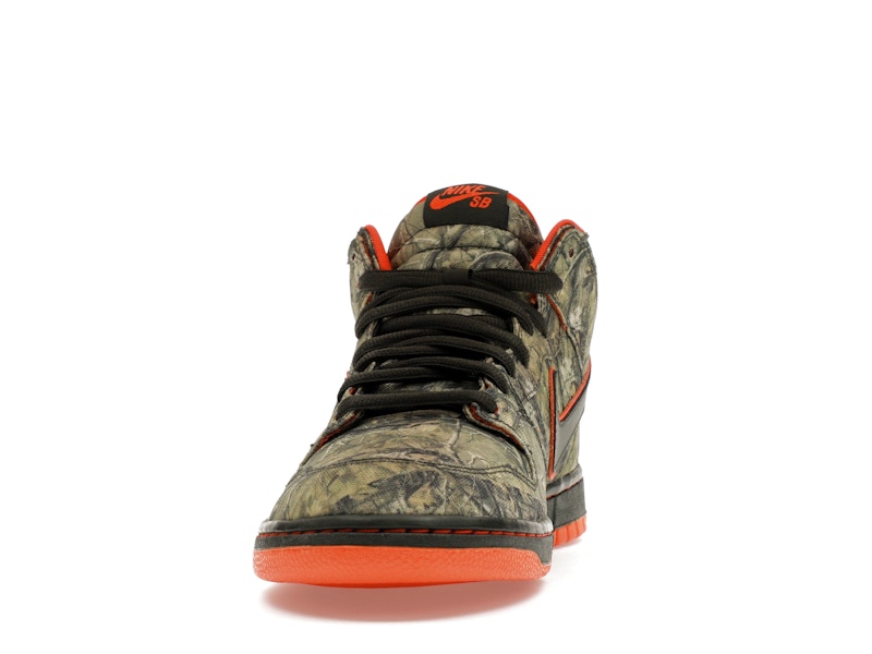 Nike SB Dunk Mid Real Tree Camo