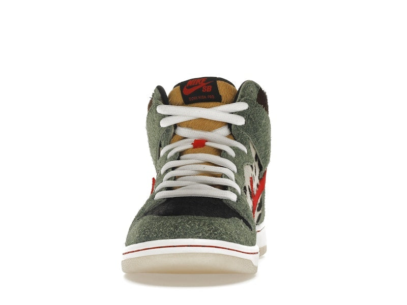 Nike SB Dunk High Dog Walker