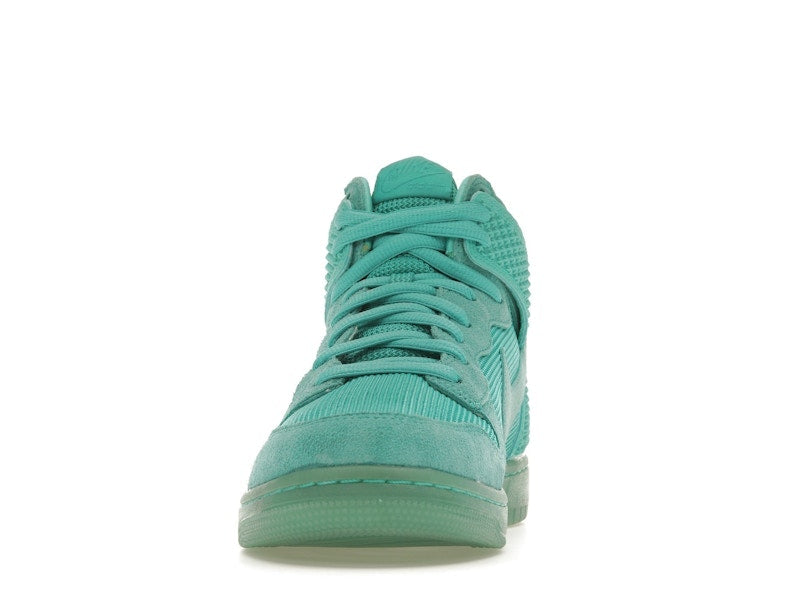 Nike Dunk CMFT Premium Light Retro