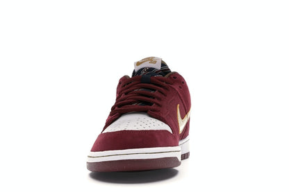 Nike SB Dunk Low Anchorman