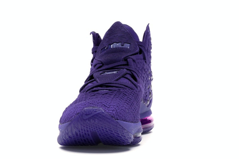 Nike LeBron 17 2K