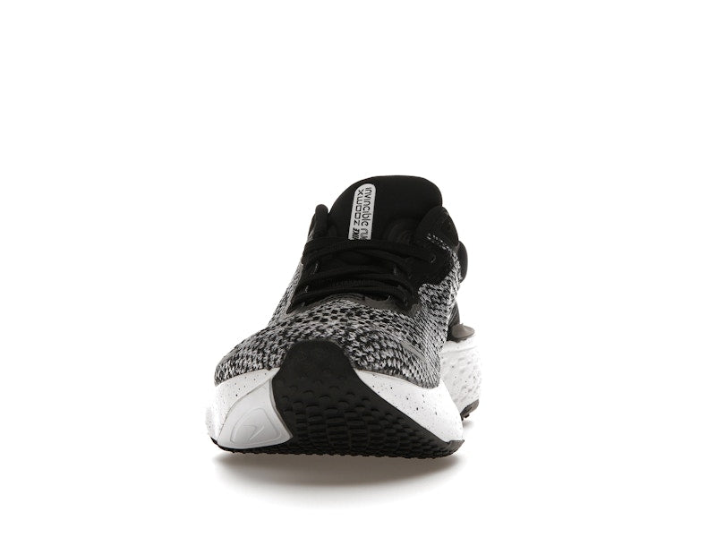 Nike ZoomX Invincible Run Flyknit Oreo