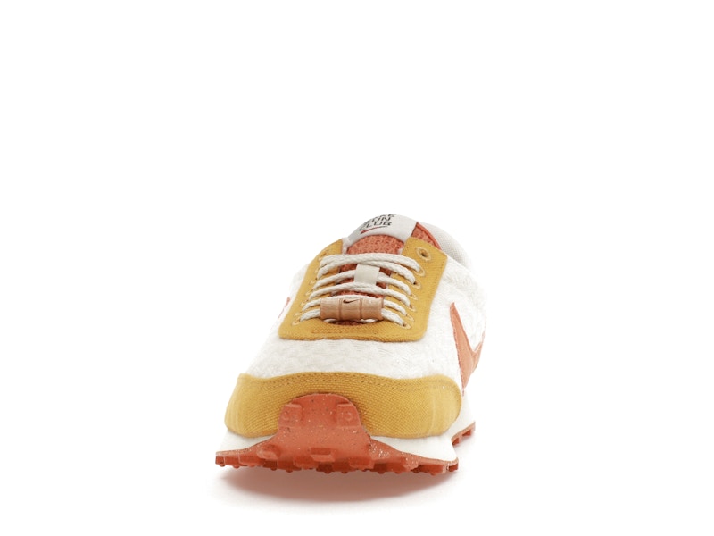 Nike DBreak SE Sun Club Hot Curry (Women's)