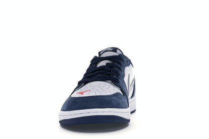 Jordan 1 Low SB Midnight Navy