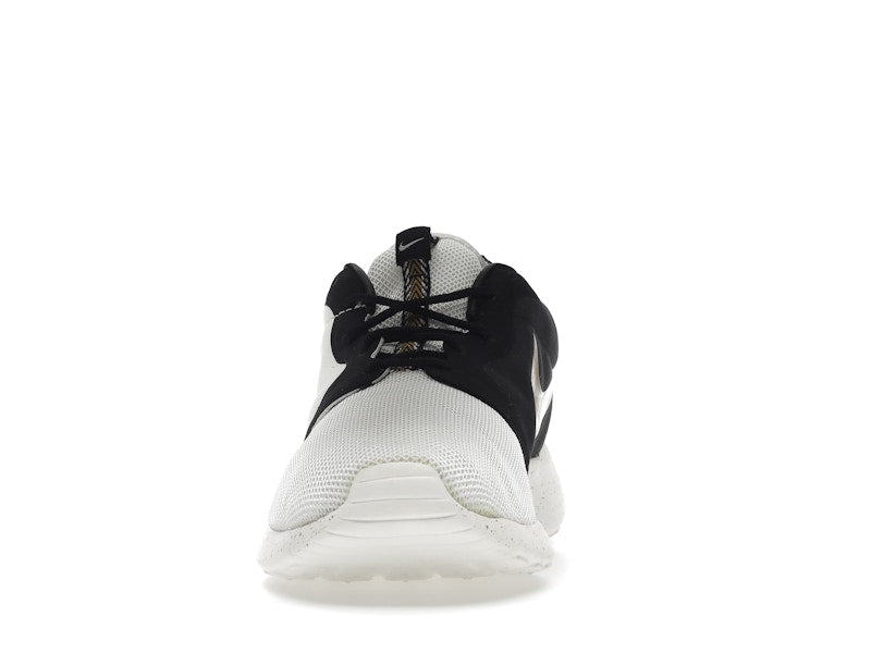 Nike Roshe Run Gold Trophy