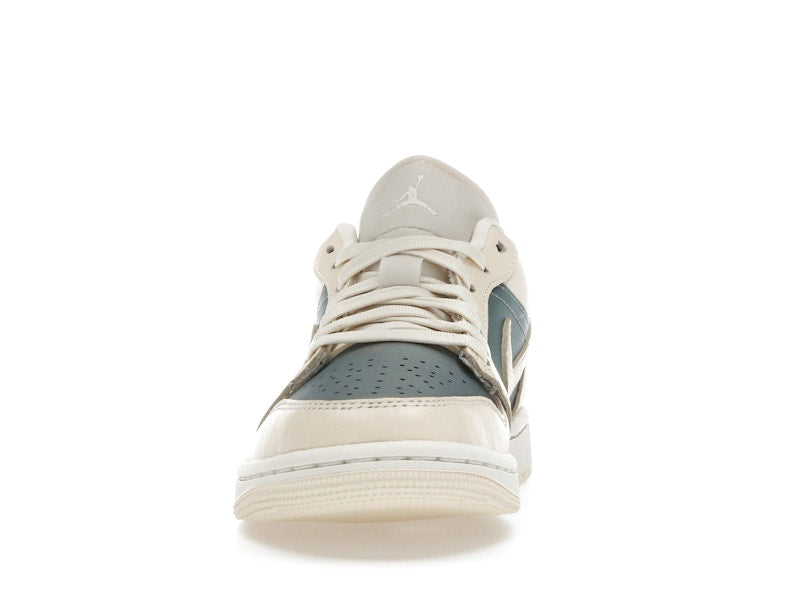 Jordan 1 Low SE Muslin Royal Tint (Women's)