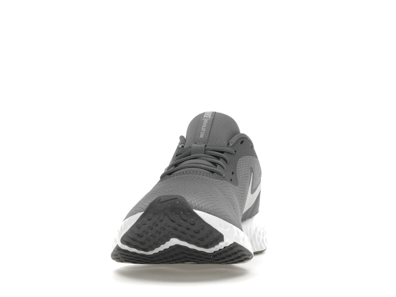 Nike Revolution 5 Cool Grey