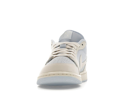 Jordan 1 Low SE Hydrogen Blue Sail (Women's)