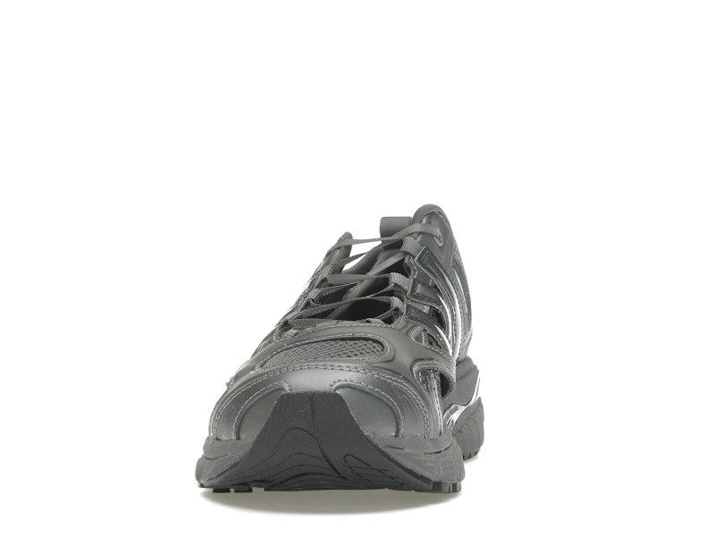 adidas Adistar Pose Taqwa Bint Ali Iron Metallic (Women's)