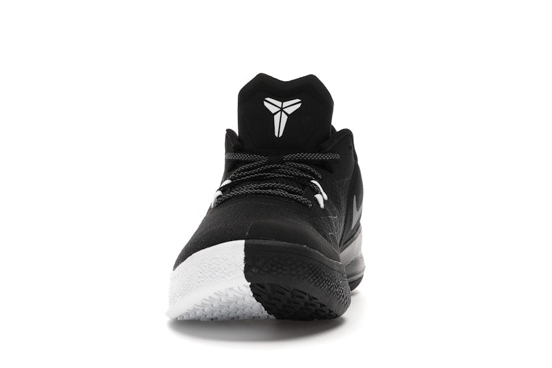 Nike Mamba Fury Black White Smoke Grey