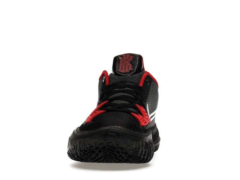 Nike Kyrie 4 Low Bred