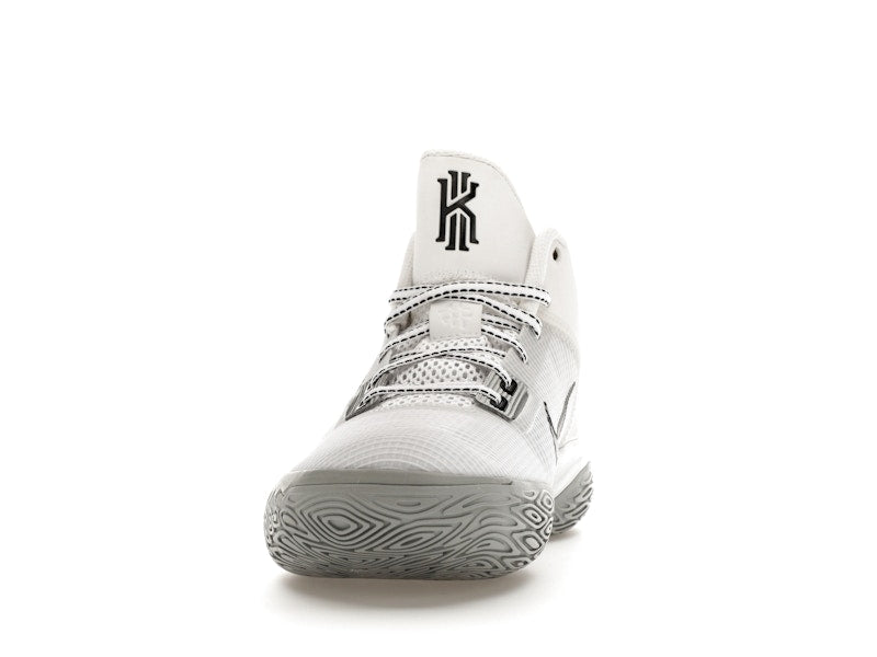Nike Kyrie Flytrap 4 White Metallic Silver