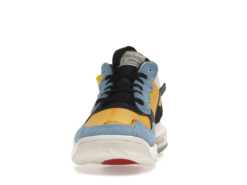 Jordan MA2 University Gold