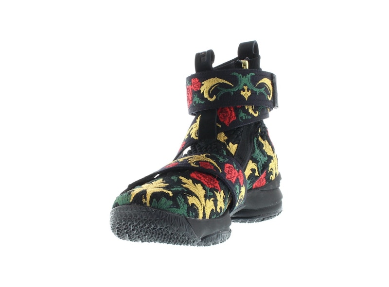 Nike LeBron 15 Lifestyle KITH King's Crown