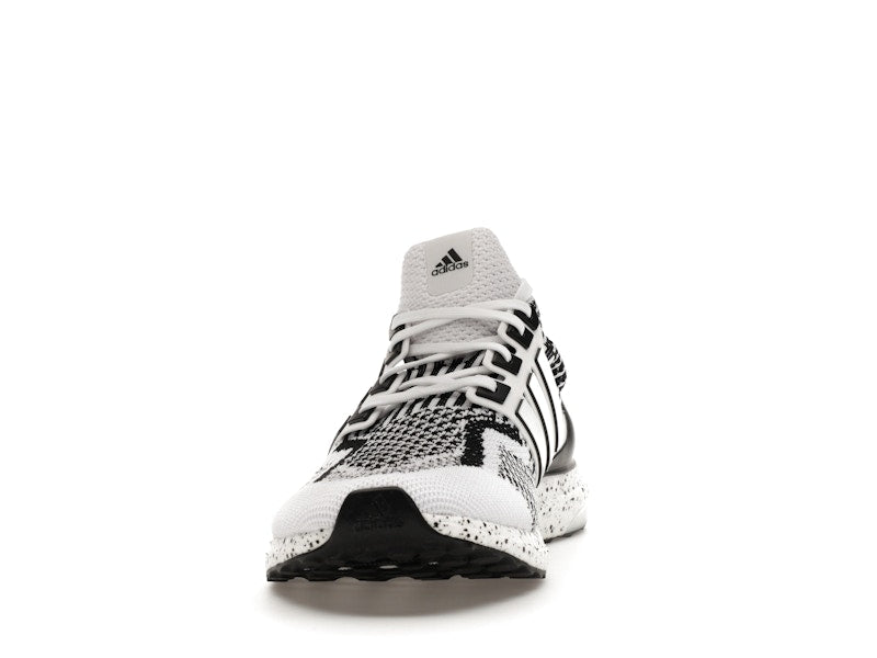 adidas Ultra Boost 5.0 DNA Cloud White Black