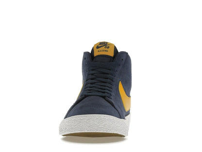 Nike SB Zoom Blazer Mid Michigan