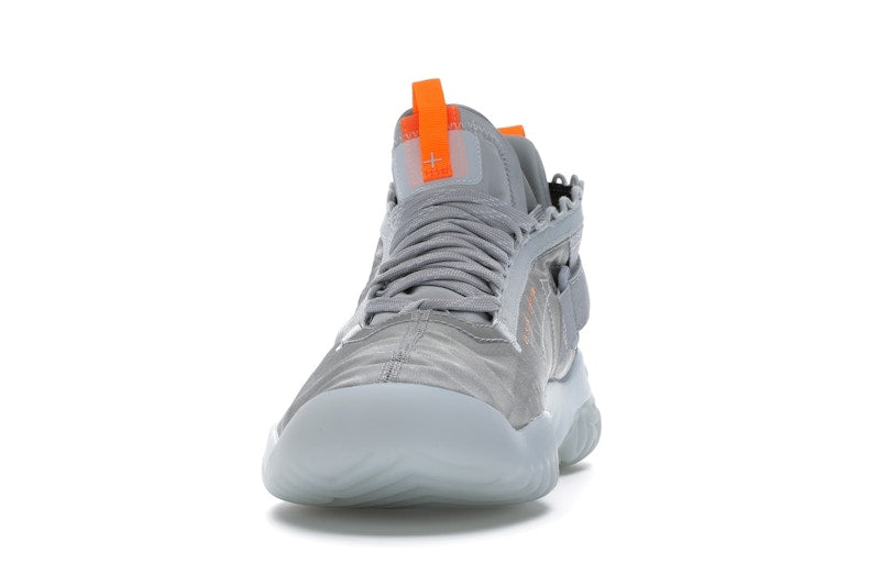 Jordan Proto React Wolf Grey Total Orange