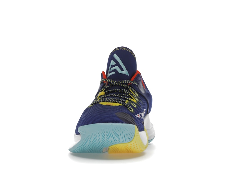 Nike Giannis Immortality Force Field