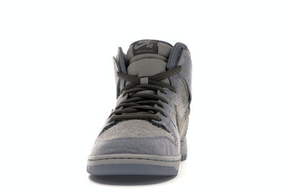 Nike SB Dunk High Tauntaun