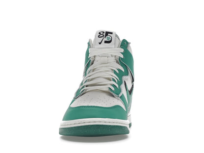 Nike Dunk High SE Stadium Green