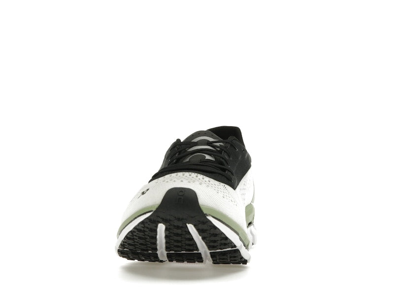 On Running Cloudboom White Black