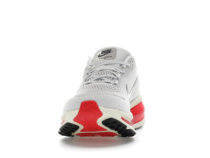 Nike Vomero 18 Platinum Tint Siren Red Light Smoke Grey Metallic Pewter