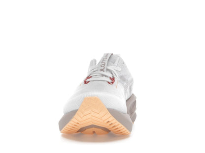 ASICS Novablast 5 White Fawn (Women's)
