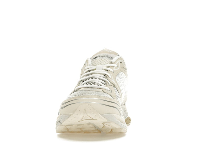 Saucony ProGrid Triumph 4 Highsnobiety Cream
